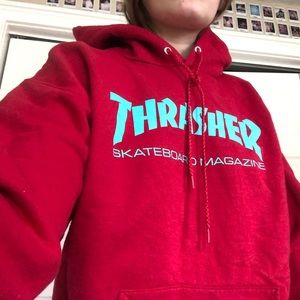 Red thrasher hoodie only worn a few times